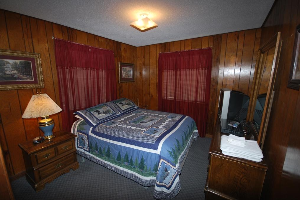 810 Village Loop Road Gatlinburg, TN 37738 - Photo 8 of 24 M