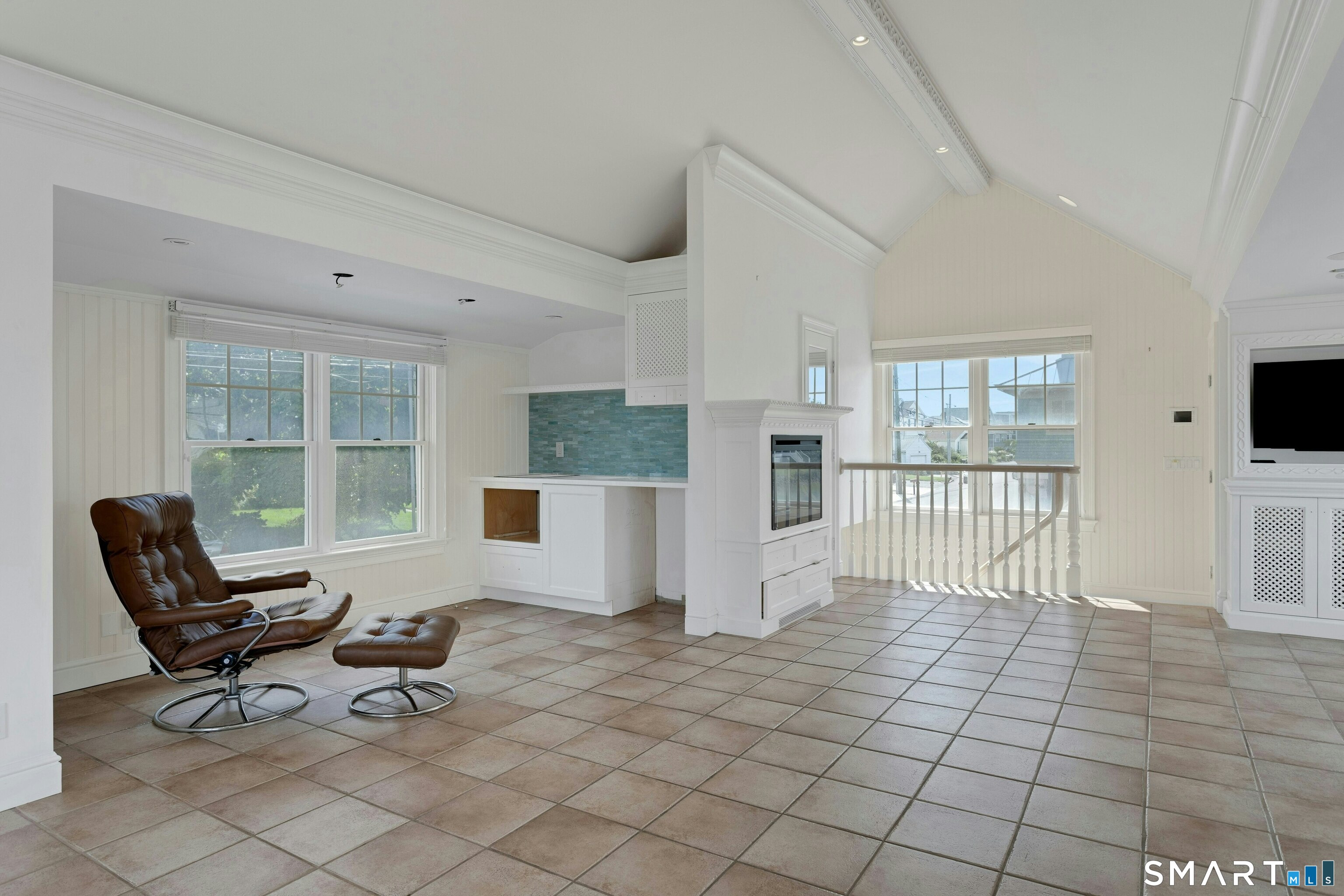 1845 Fairfield Beach Road Fairfield, CT 06824 - Photo 29 of 33 Gallery Image 29