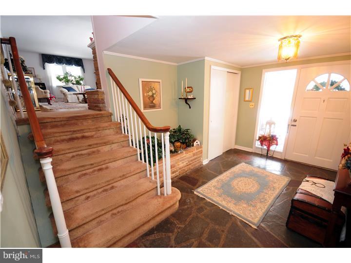 3570 Hedrick Road Harleysville, PA 19438 - Photo 7 of 25 Foyer