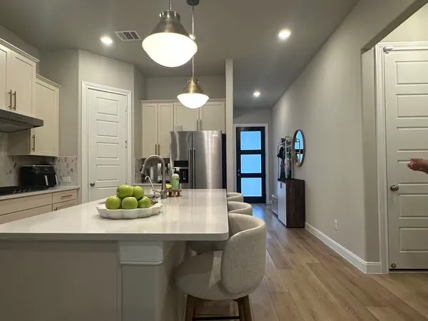 $589,000 | 8409 Soaring Sky Lane, Houston, TX 77063