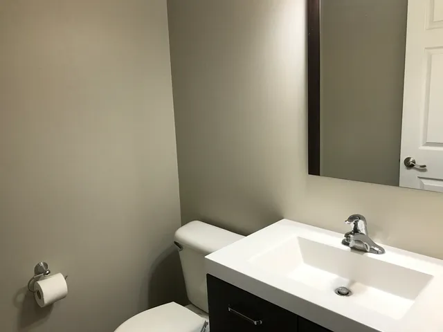 $3,200 | 538 Mallard Lane, Unit B, Sugar Grove, IL 60554