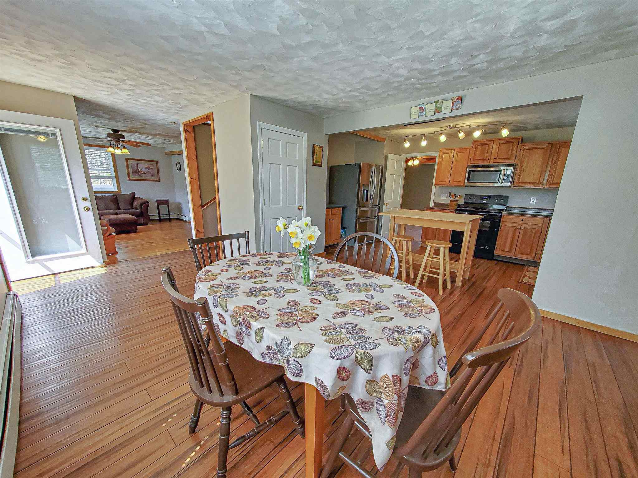 89 Lane Road Holderness, NH 03245 - Photo 12 of 38