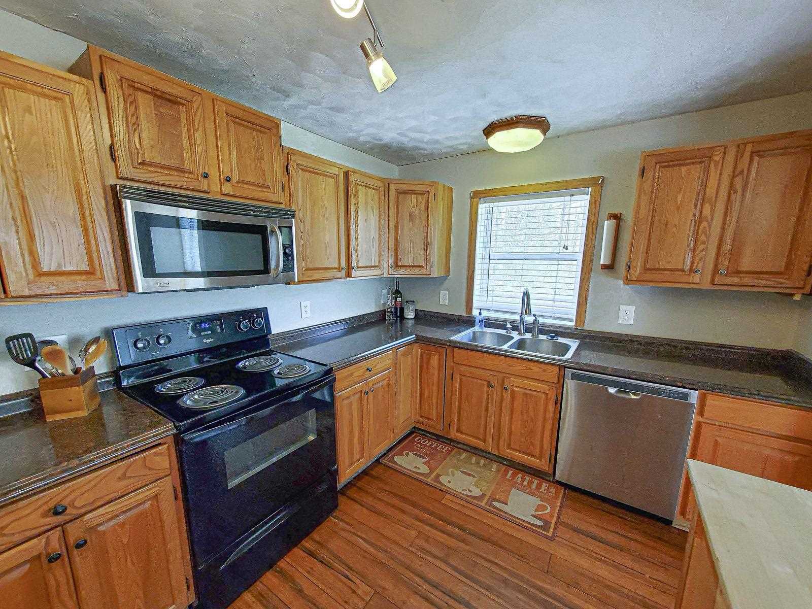 89 Lane Road Holderness, NH 03245 - Photo 15 of 38
