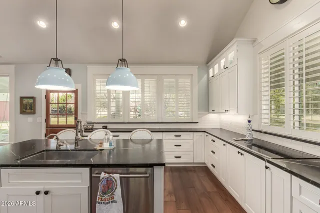 $1,800,000 | 2912 East Houston Avenue, Gilbert, AZ 85234