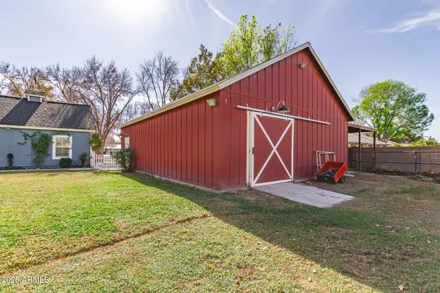 $1,800,000 | 2912 East Houston Avenue, Gilbert, AZ 85234