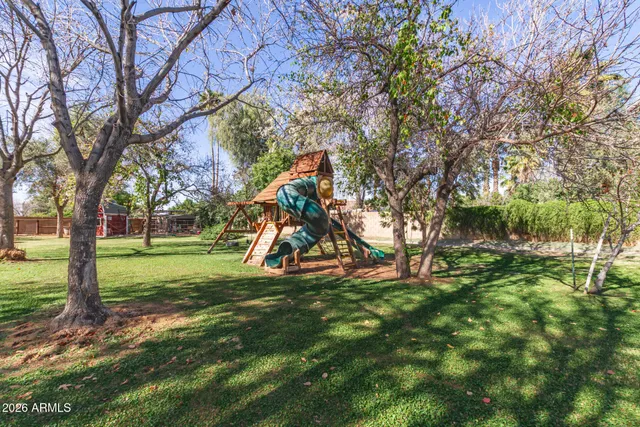 $1,800,000 | 2912 East Houston Avenue, Gilbert, AZ 85234