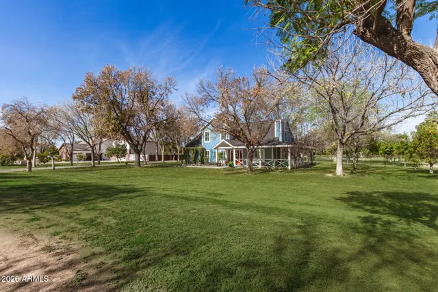 $1,800,000 | 2912 East Houston Avenue, Gilbert, AZ 85234