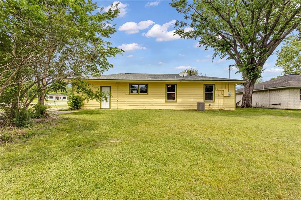 200 Victory Street Bonham, TX 75418 - Photo 24 of 25