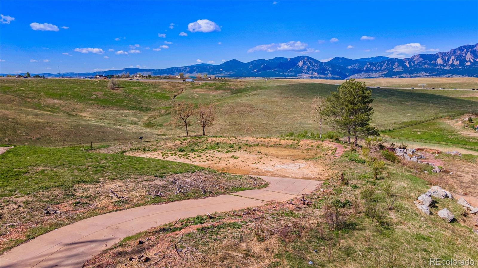 8 Benchmark Drive Boulder, CO 80303 - Photo 12 of 32 a view of an ocean from a building