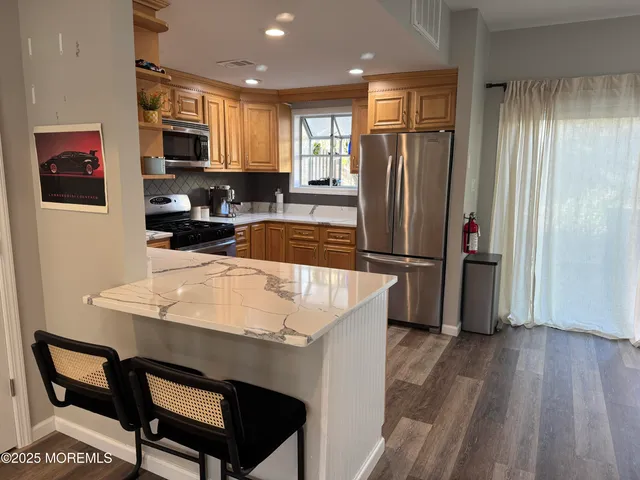 $2,800 | 28 Melrose Drive, Unit 10, Toms River, NJ 08753