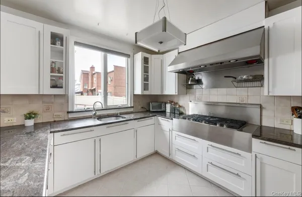 $1,388,888 | 167-11 81st Avenue | Hillcrest