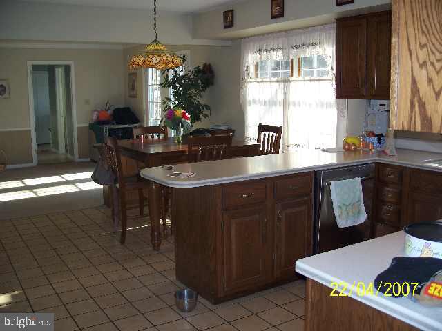 656 Spring Lane Boiling Springs, PA 17007 - Photo 3 of 9 Gallery Image 3