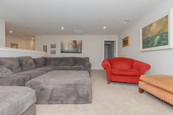 $432,000 | 3127 Dowgate Drive, Newburgh, IN 47630