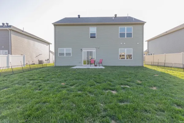 $432,000 | 3127 Dowgate Drive, Newburgh, IN 47630