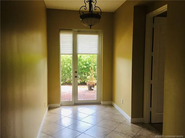 $2,700 | 3582 Southwest Sawgrass Villas Drive, Unit 3A, Palm City, FL 34990