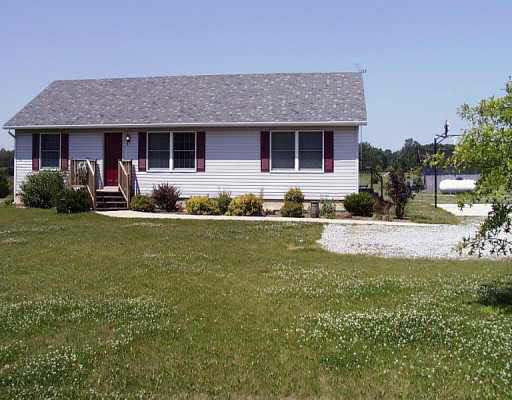 17027 State Rte 101 Grabill, IN 46741 - Photo 1 of 3