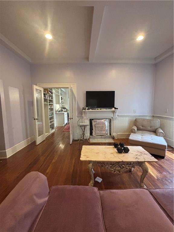 1090 Forrest Avenue Stone Mountain, GA 30083 - Photo 2 of 13 a living room with furniture and a flat screen tv