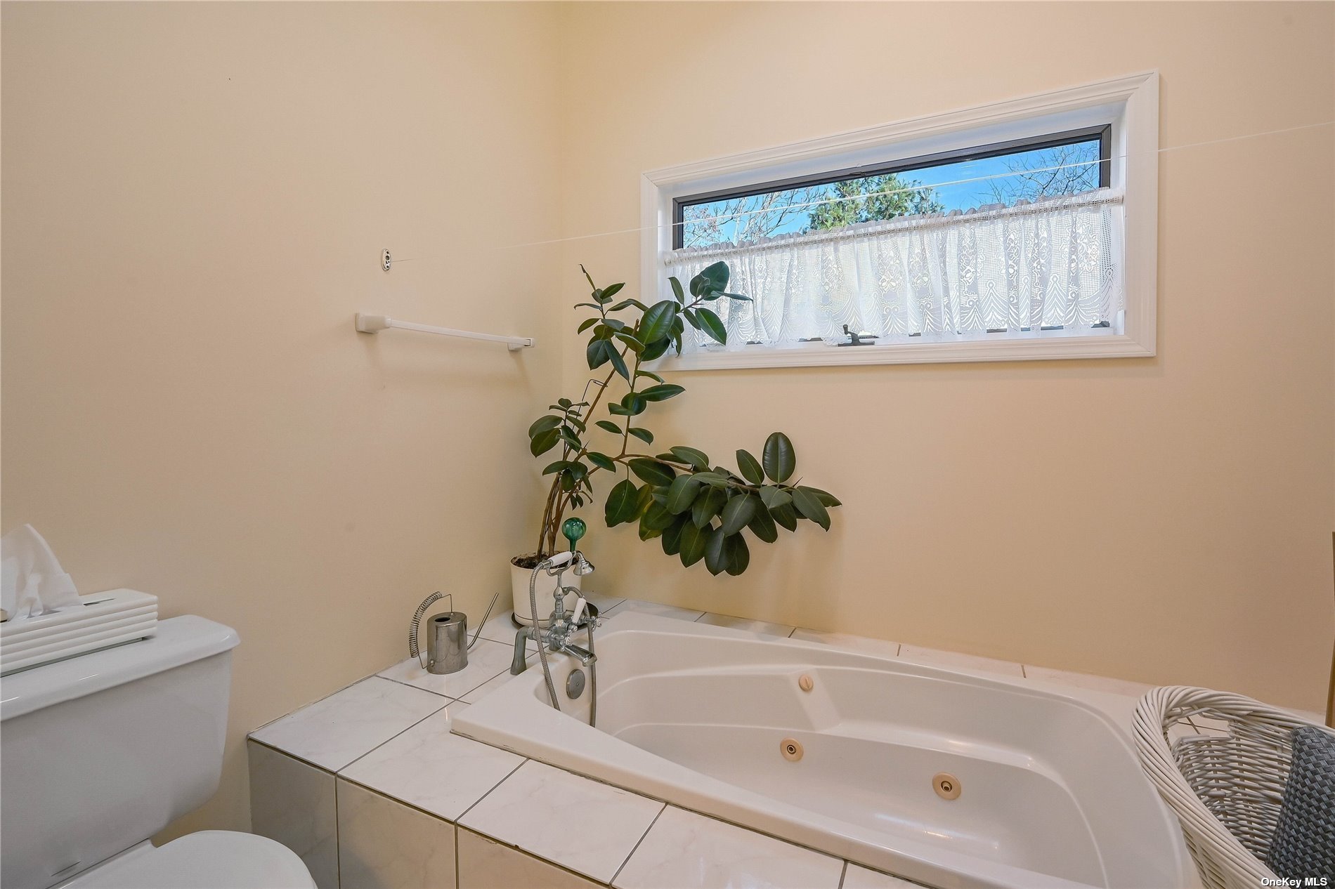 800 Southold, undefined 00000 - Photo 16 of 34