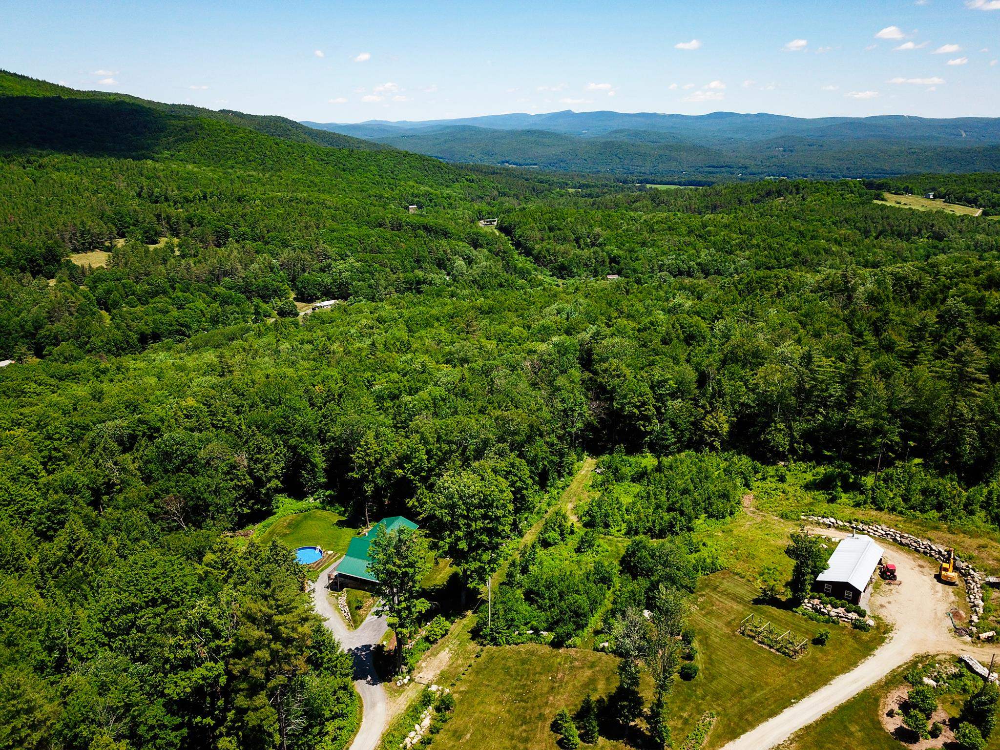 210 Dan Jarvis Road, Unit 6 Weathersfield, VT 05156 - Photo 3 of 40