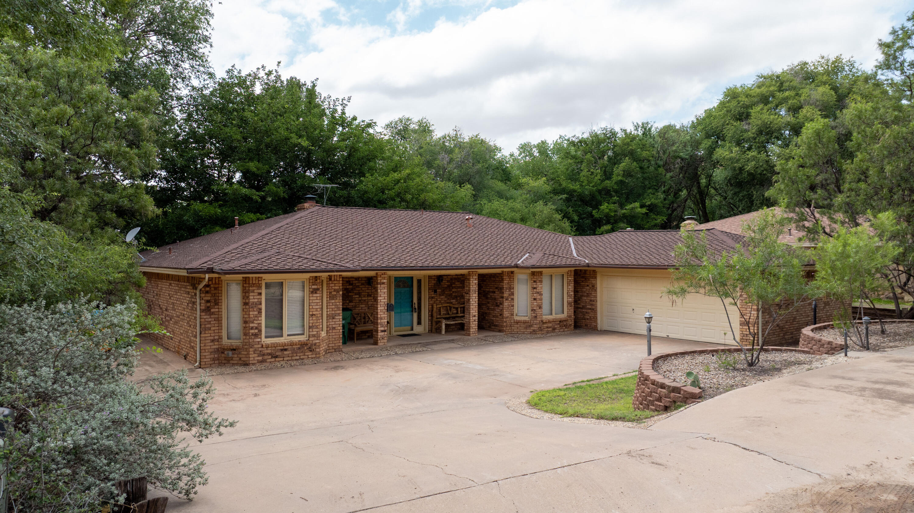 21 East Brookhollow Ransom Canyon, TX 79366 - Photo 2 of 68 21 E Brookhollow-1
