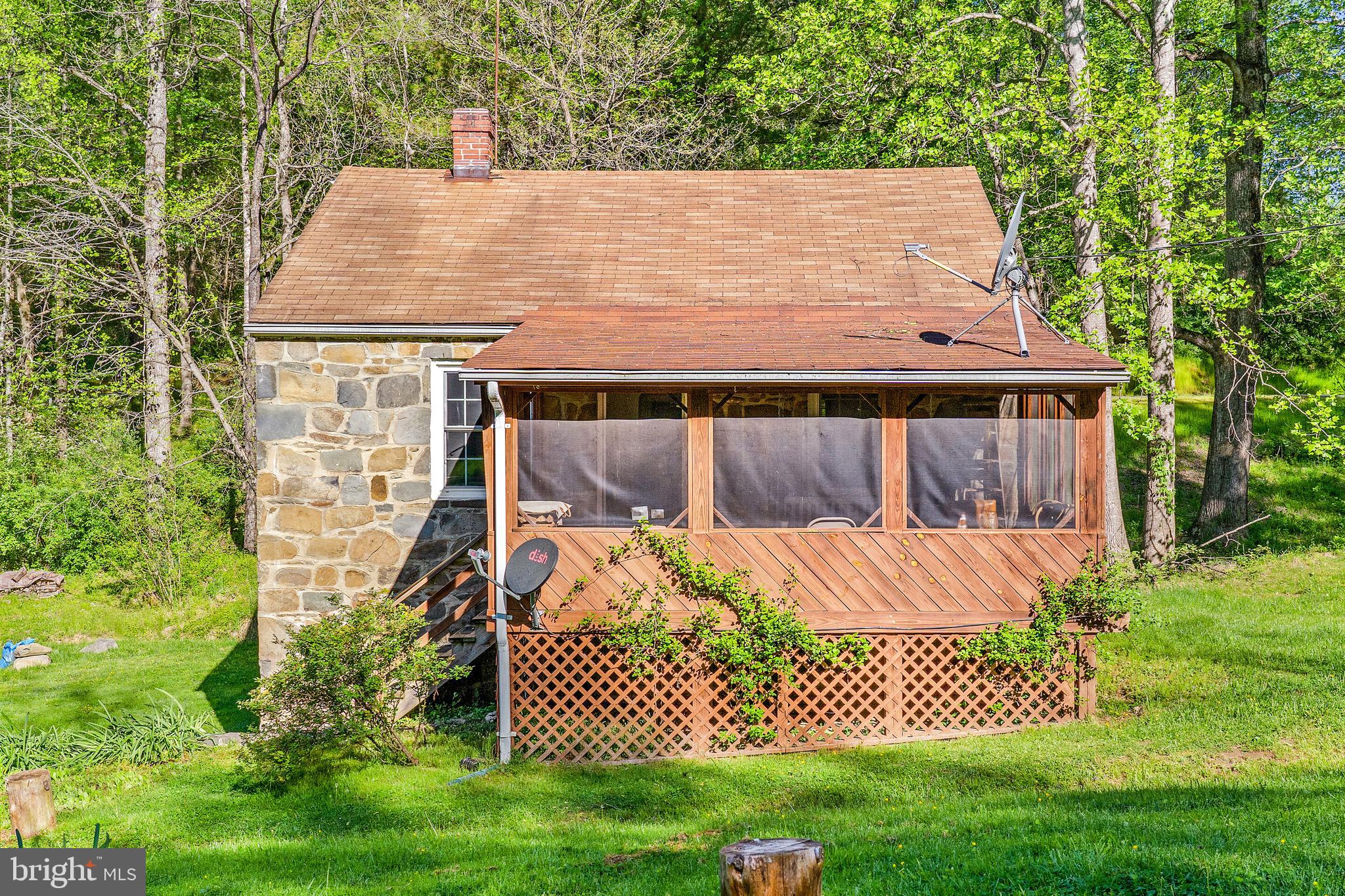 7011 Wilson Road Marshall, VA 20115 - Photo 18 of 21