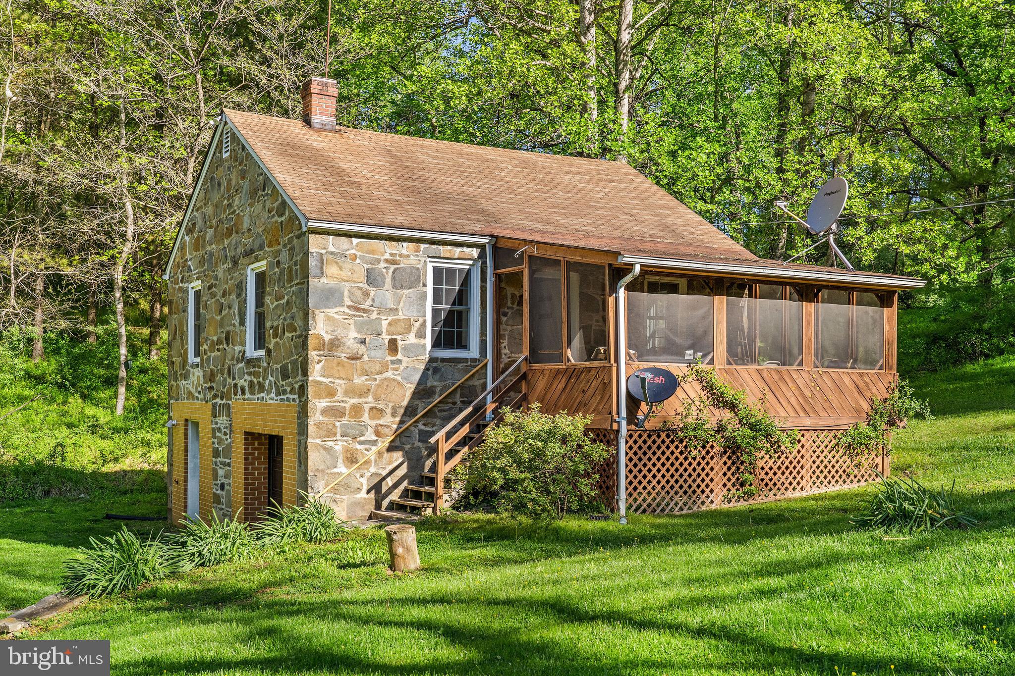 7011 Wilson Road Marshall, VA 20115 - Photo 4 of 21