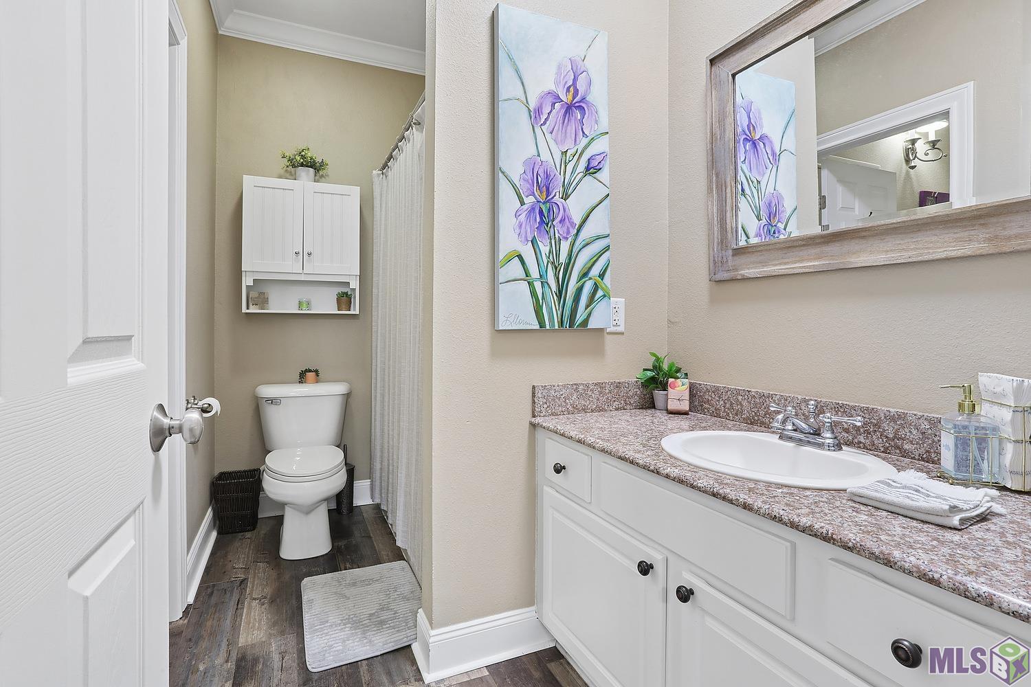 710 East Boyd Drive, Unit 703 Baton Rouge, LA 70808 - Photo 10 of 15 2nd Bathroom