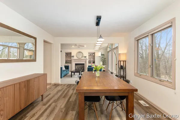 $425,000 | 3841 Summit View Drive Northeast, Grand Rapids, MI 49525