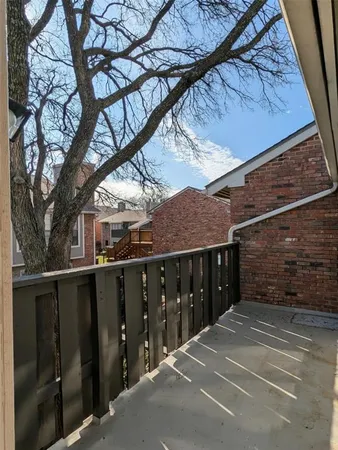 $1,695 | 2728 Copper Creek Drive, Unit 208, Arlington, TX 76006