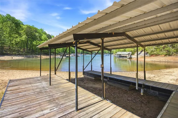 $475,000 | 215 Boxwood Lane, Westminster, SC 29693
