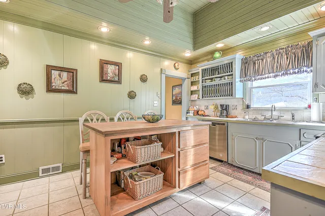 $325,000 | 196 Cypress Street, Gate City, VA 24251