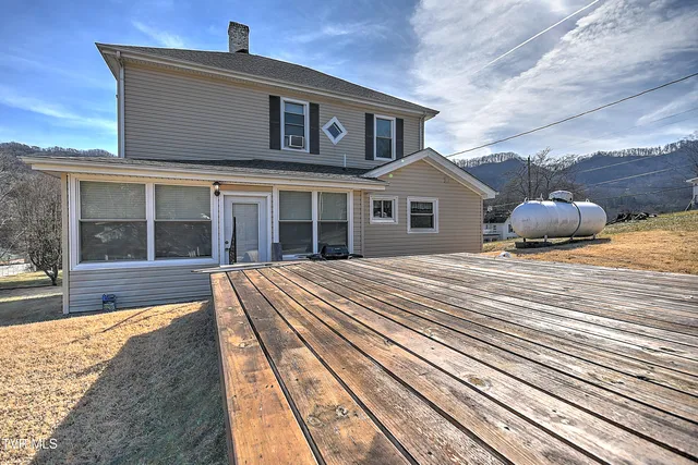 $325,000 | 196 Cypress Street, Gate City, VA 24251