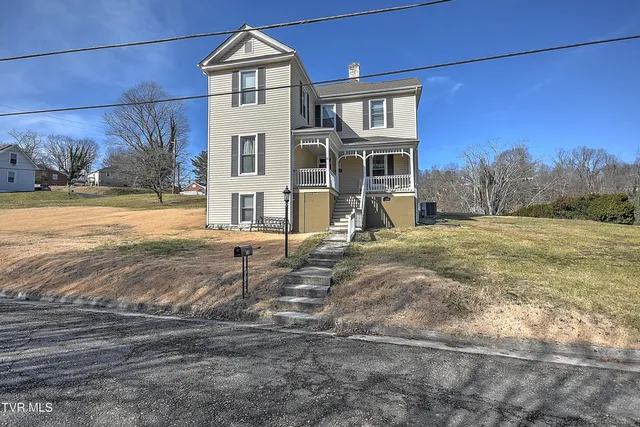 $325,000 | 196 Cypress Street, Gate City, VA 24251