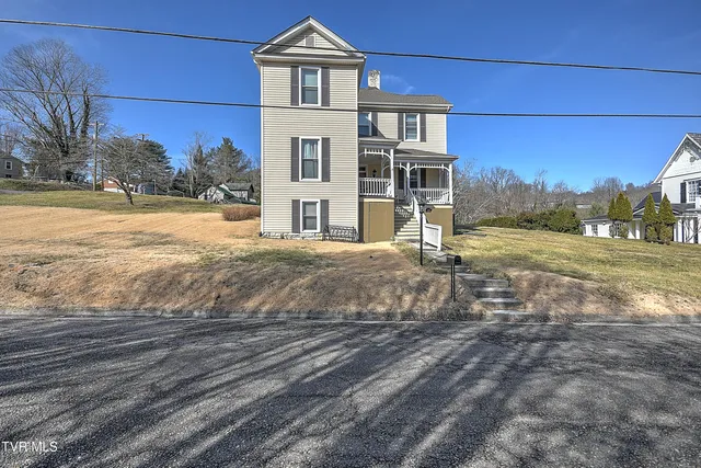 $325,000 | 196 Cypress Street, Gate City, VA 24251