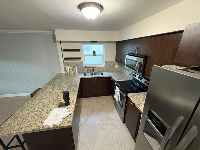 $3,500 | 191 Northeast 6th Court, Dania Beach, FL 33004