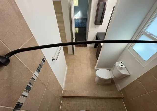 $3,500 | 191 Northeast 6th Court, Dania Beach, FL 33004