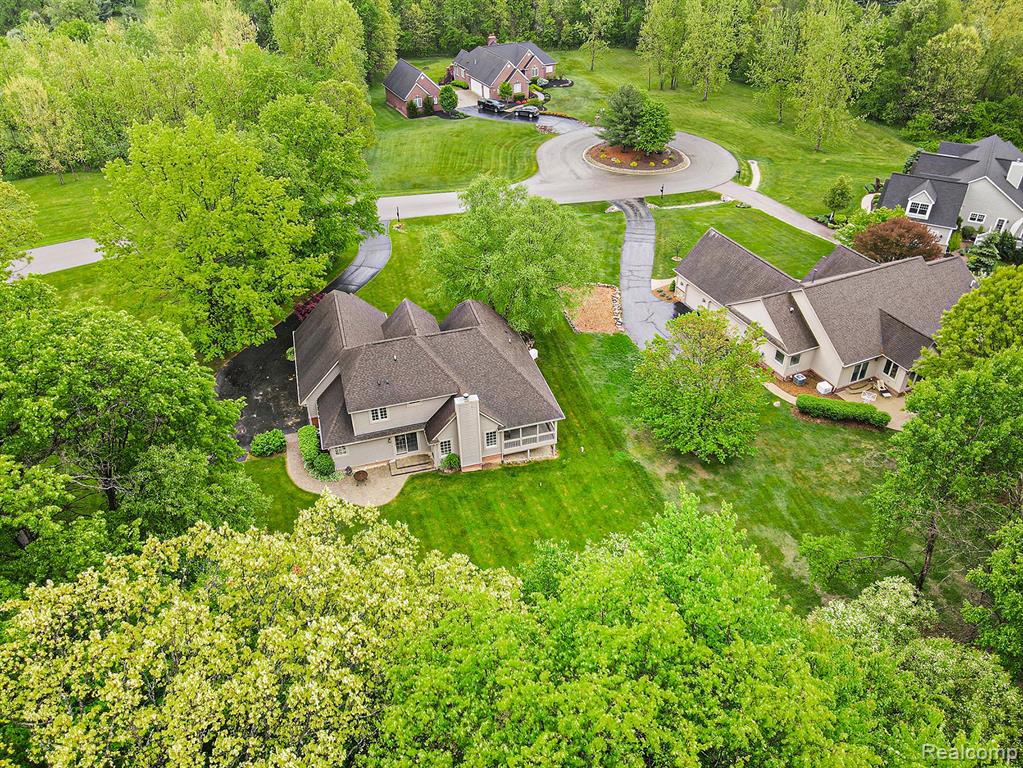 10355 Deer Ridge Trail Holly, MI 48442 - Photo 35 of 39 Gallery Image 35