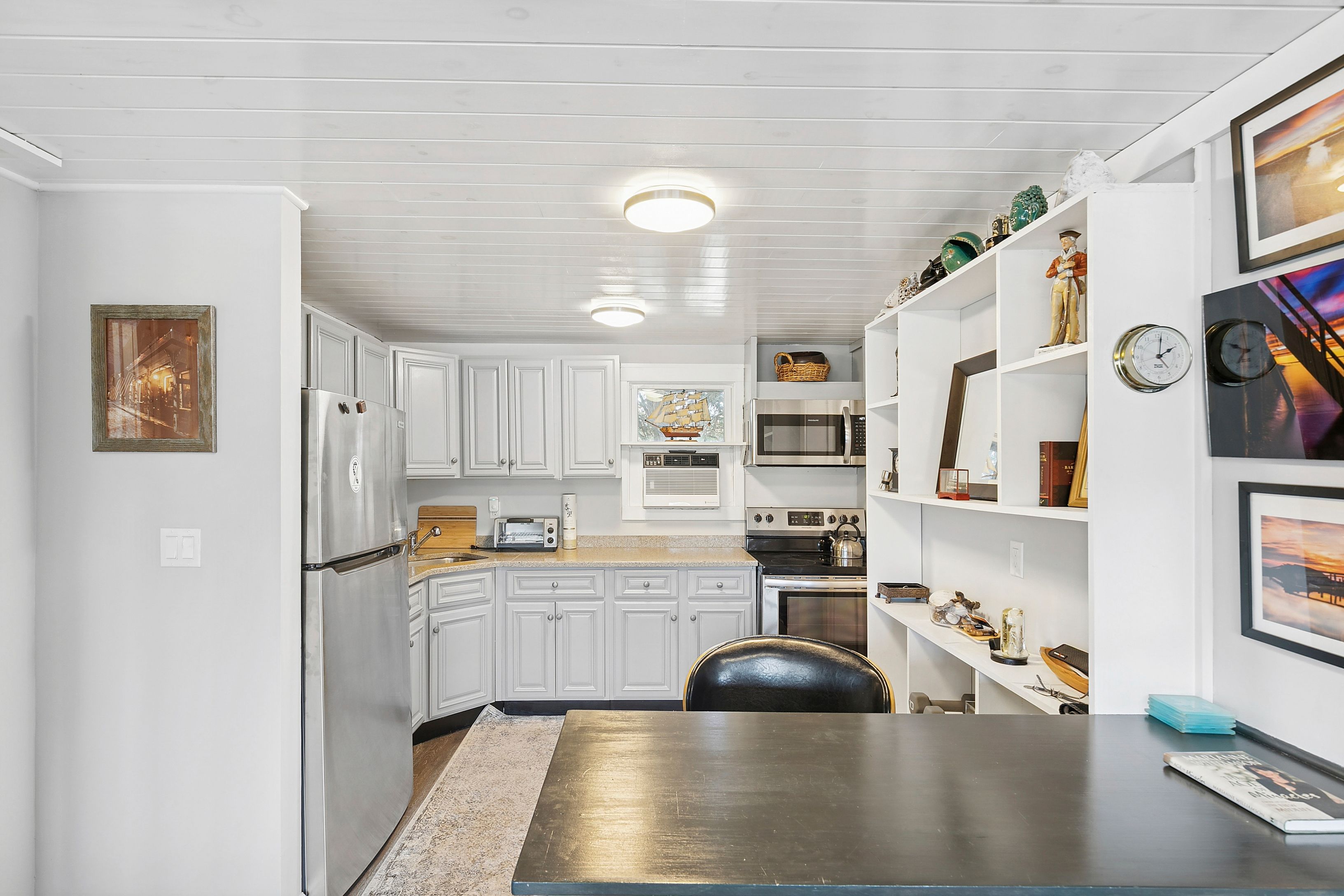 1844 North North Sea Road Southampton, NY 11968 - Photo 4 of 7
