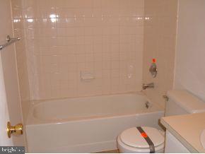 1208 Sawmill Road Brick, NJ 08724 - Photo 6 of 8 Gallery Image 6