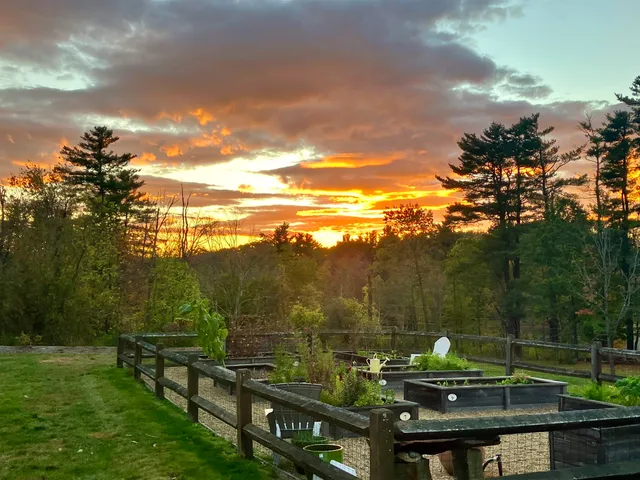 $3,350 | 26 North Main Street, Unit 3, Mont Vernon, NH 03057