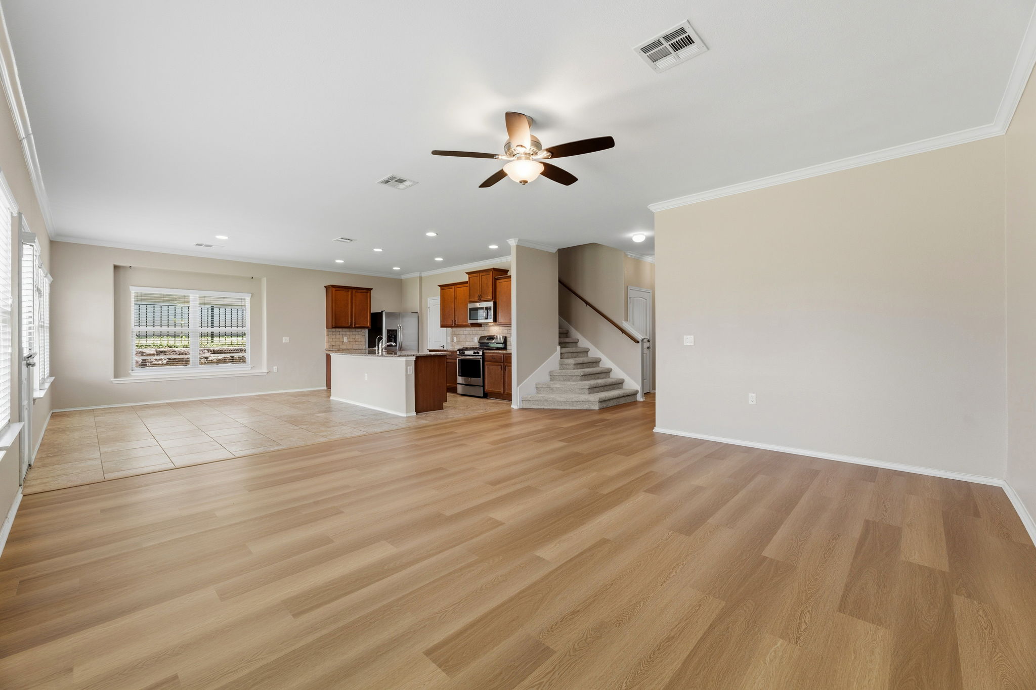 10217 Pinnacle Crest Loop Austin, TX 78747 - Photo 12 of 39