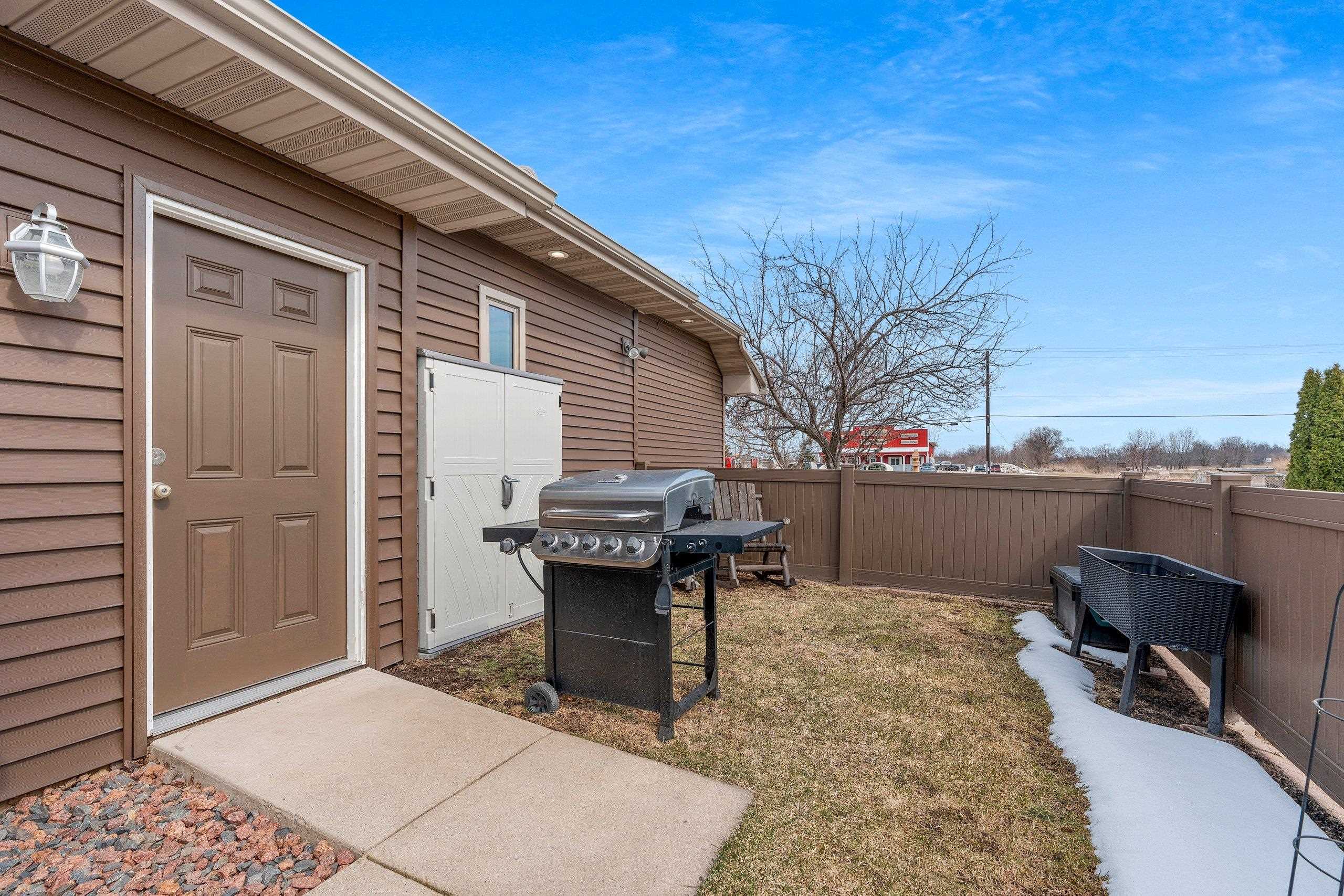 N1916 Rochelle Court Greenville, WI 54942 - Photo 31 of 42