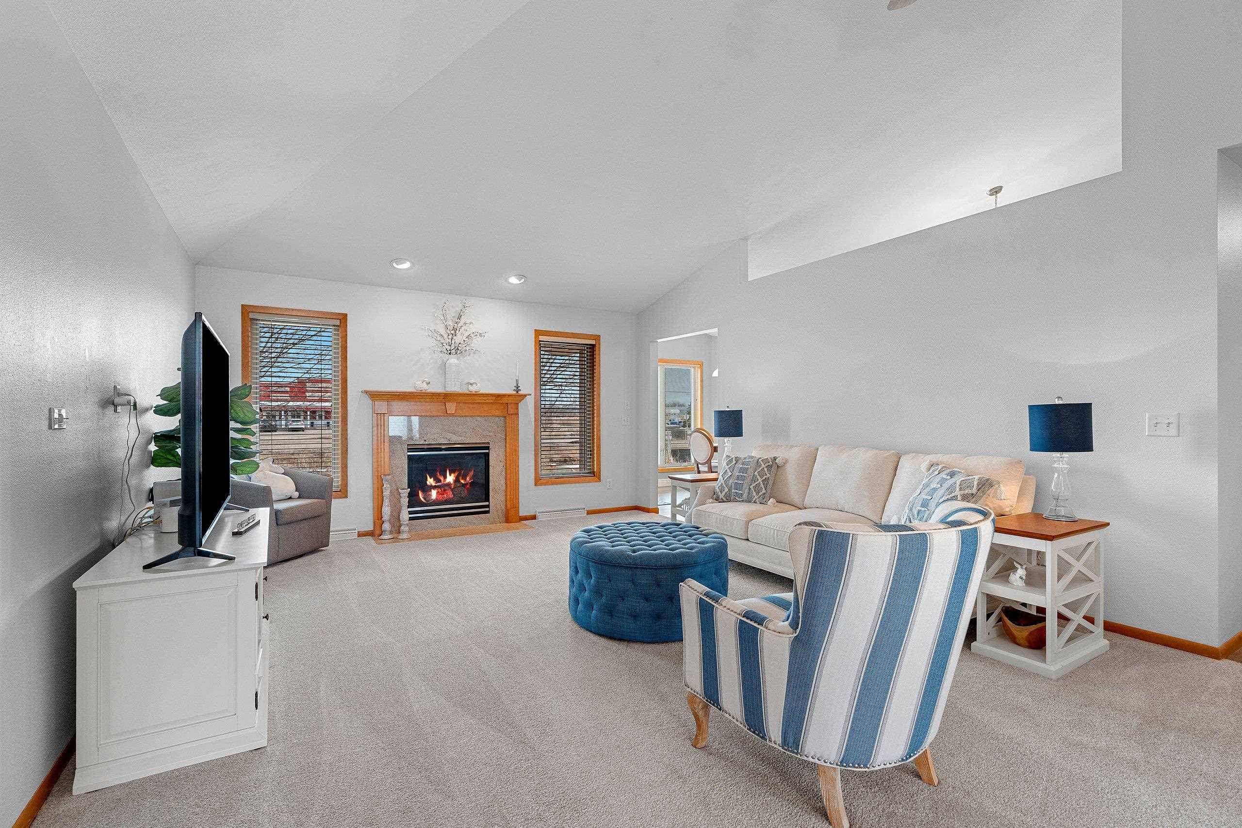 N1916 Rochelle Court Greenville, WI 54942 - Photo 7 of 42