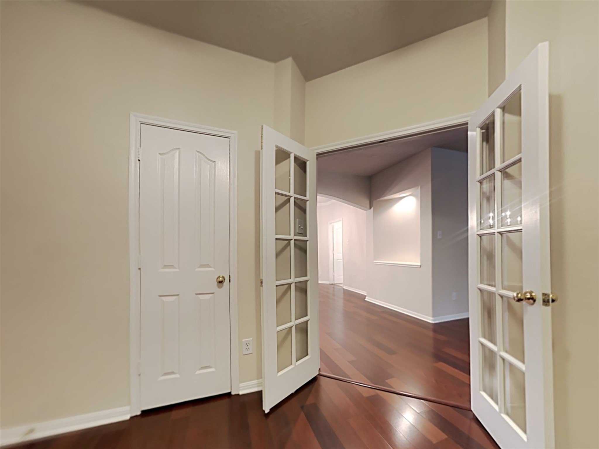 155 South Queenscliff Circle Spring, TX 77382 - Photo 9 of 19