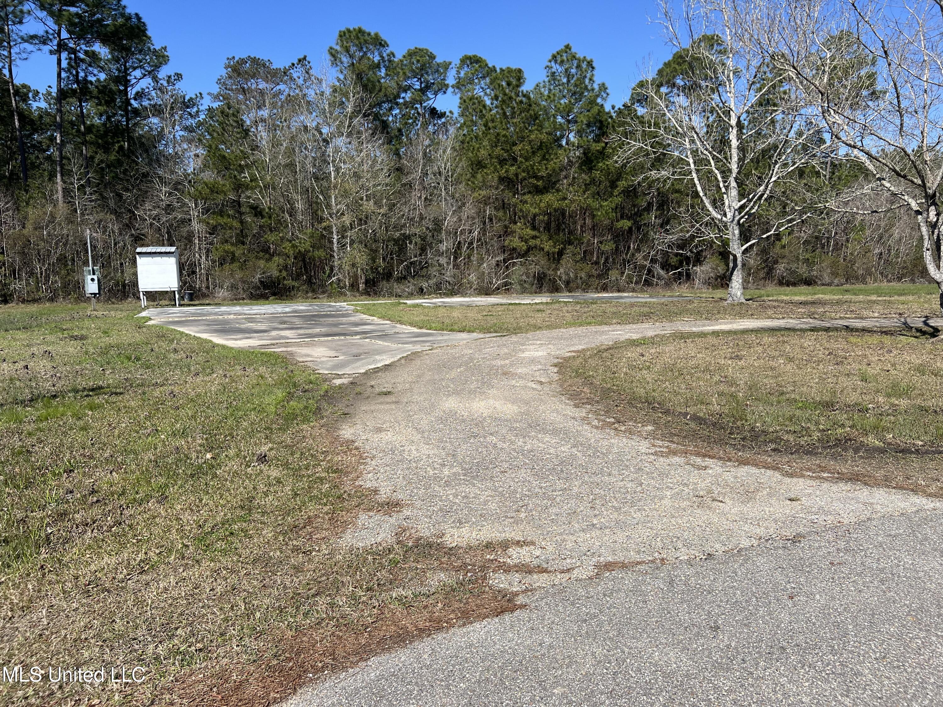 7062 Carlton France Road Bay St. Louis, MS 39520 - Photo 6 of 8 IMG_1146 (1)
