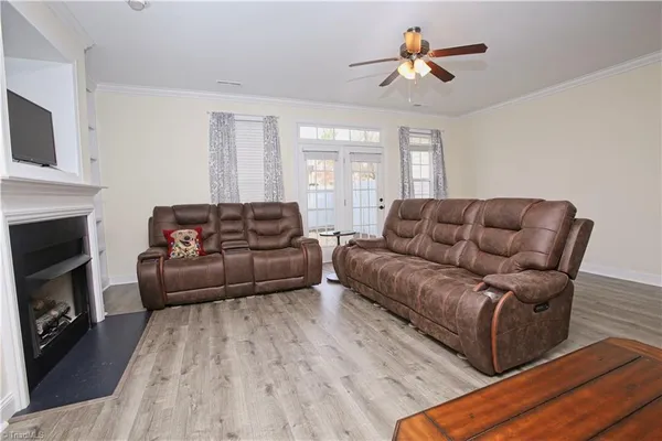 $255,000 | 6 Viburnum Lane, Greensboro, NC 27455