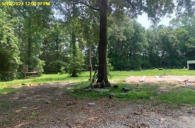 8105 Kestrel E Road Orange, TX 77632 - Photo 3 of 5 a view of a park