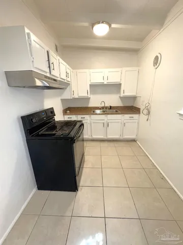 $1,650 | 208 Aquamarine Avenue, Pensacola, FL 32505