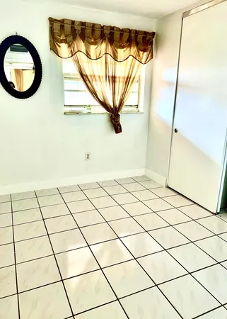 $2,000 | 4050 Northwest 135th Street, Unit 221, Opa-Locka, FL 33054