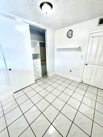$2,000 | 4050 Northwest 135th Street, Unit 221, Opa-Locka, FL 33054